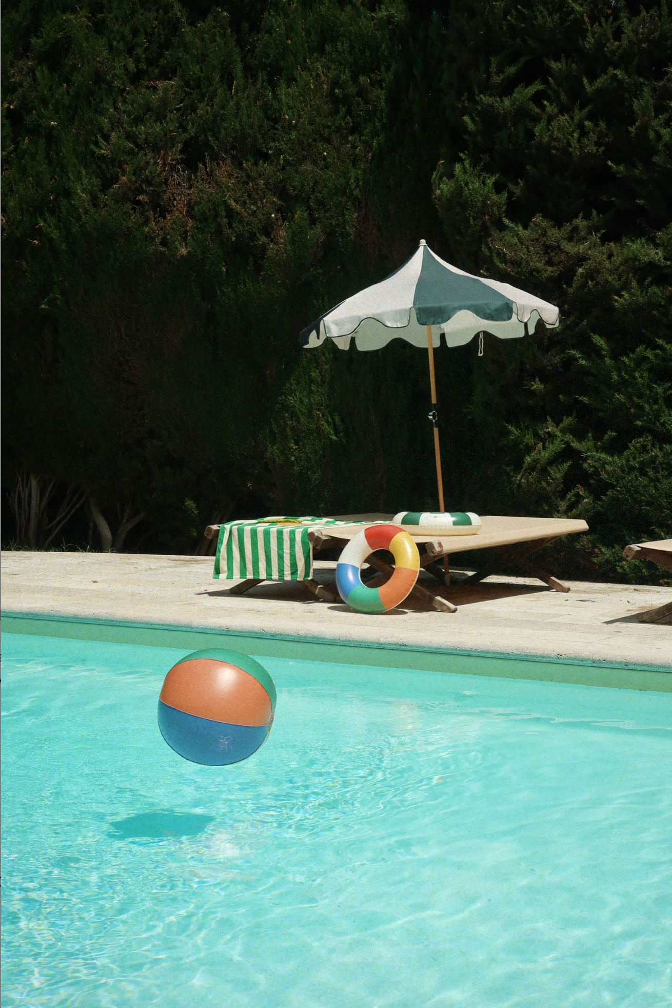 Konges Sløjd Swim Ring &amp; Beach Ball Set – Multi