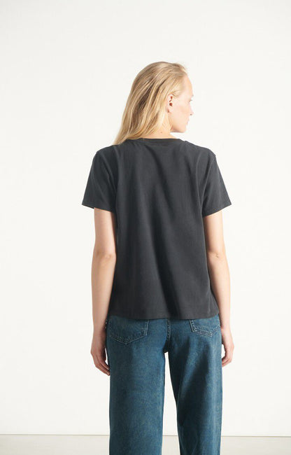 American Vintage Women’s Ykobow T-Shirt – DARKNESS American Vintage