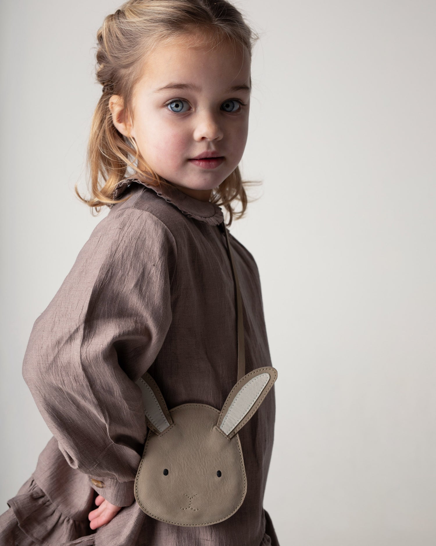 Britta Classic Purse | Bunny | Taupe Nubuck donsje