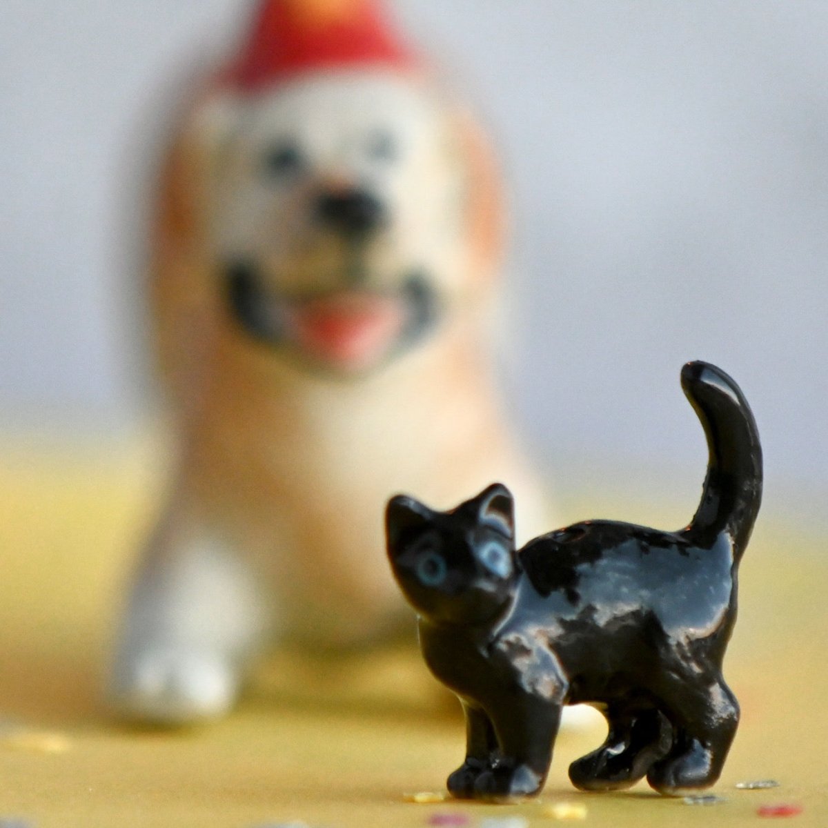 Camp Hollow Golden Retriever Birthday Candle Holder | Porcelain Cake Topper Camp Hollow