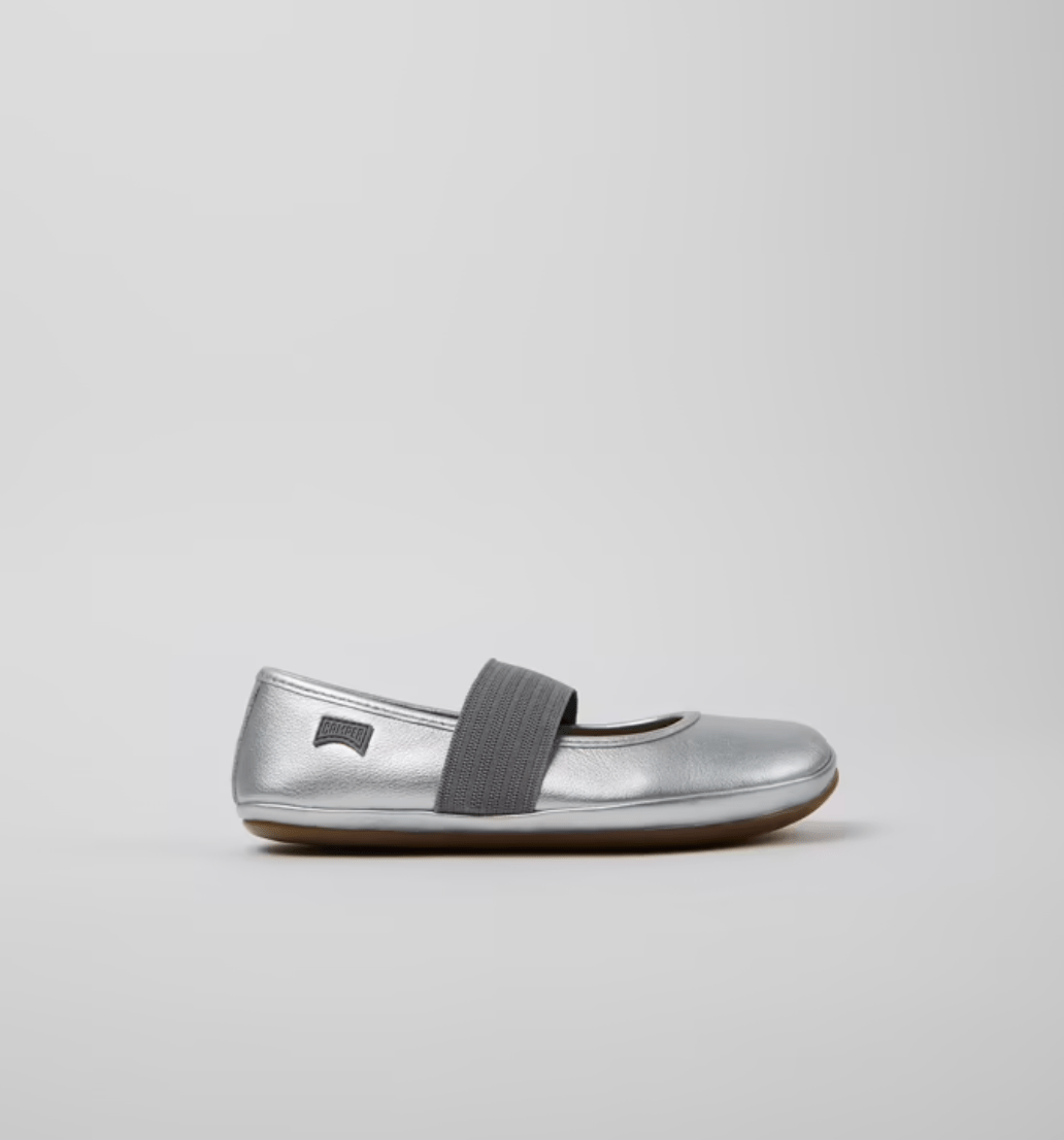 Camper Right Silver Leather Ballerina for Kids. camper