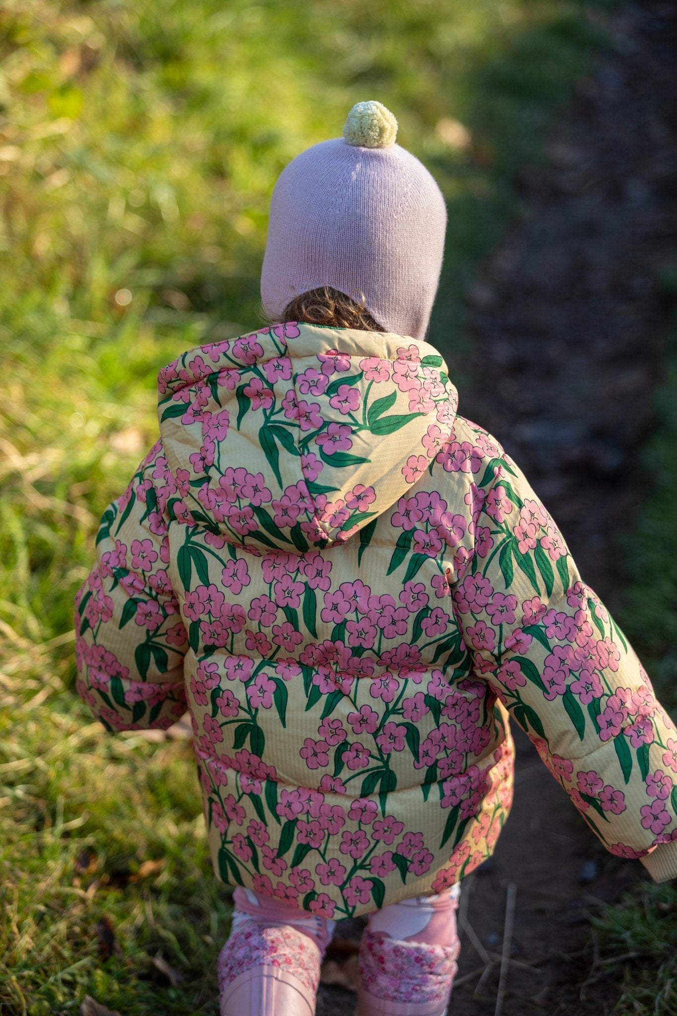Cashmere Baby Bonnet, Marshmallow with Lemon Pom - Pom Rosie Sugden