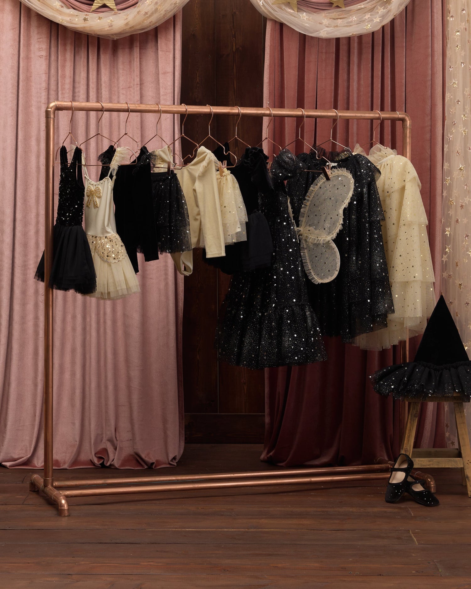 Noralee Tulle Cape - Black - official product image 8