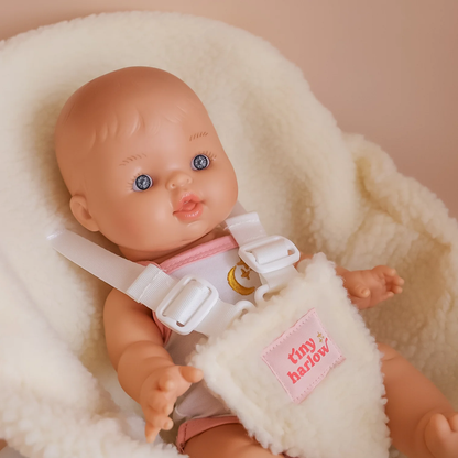 Tiny Harlow - Doll Car Seat - Strawberry picnic - Tiny Harlow