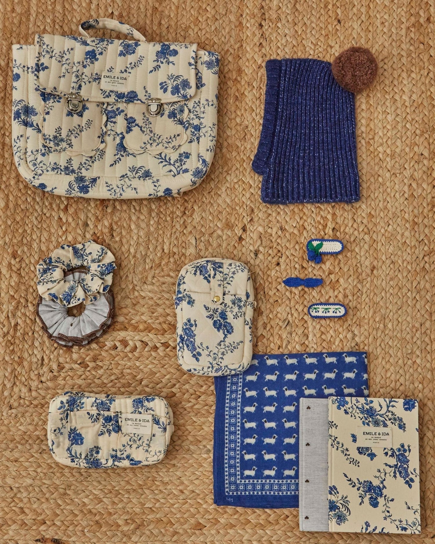 Emile et Ida Cagoule Pompom – Bleu Emile et ida