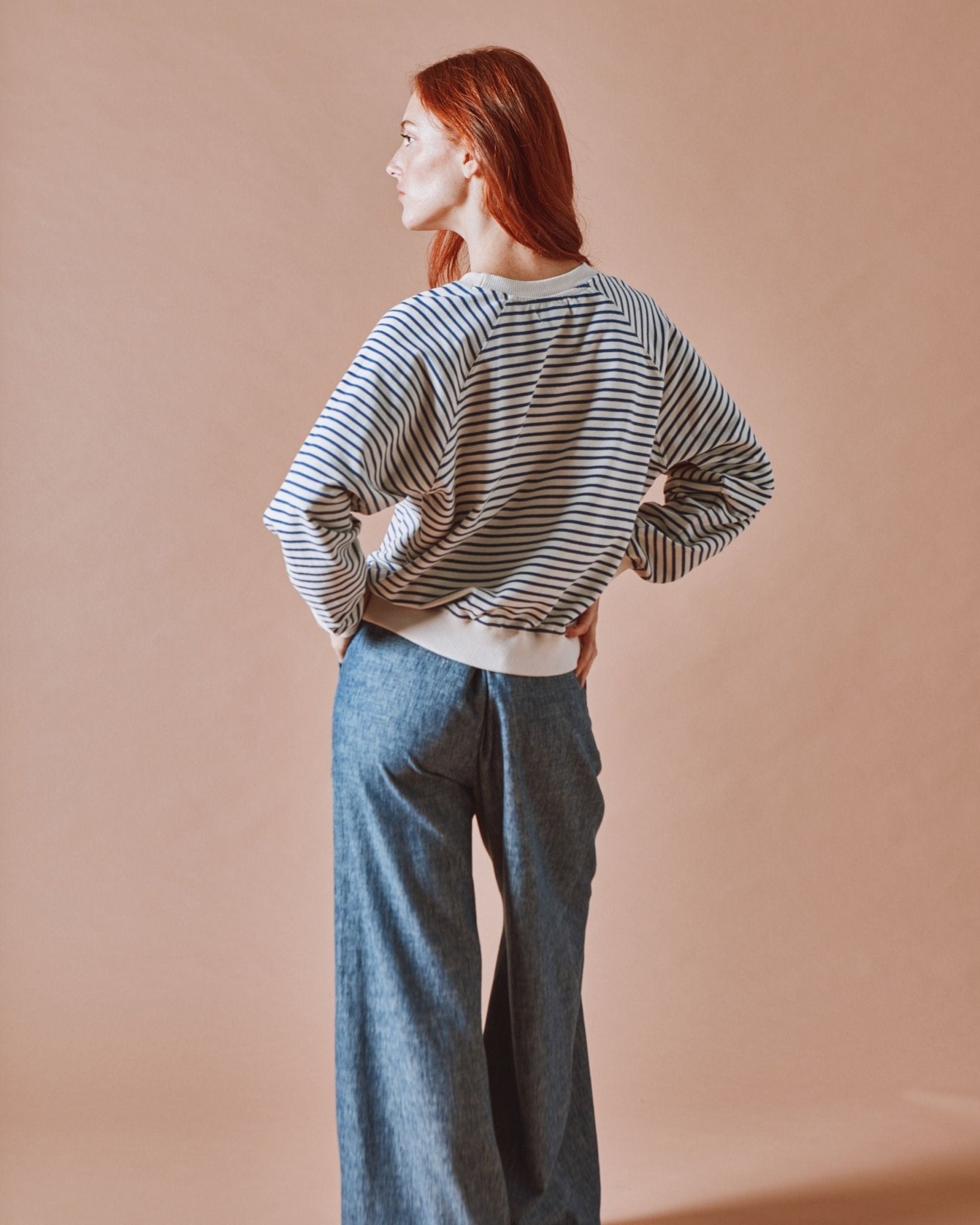 Emile et Ida Navy Striped Sweatshirt – Oversized Fit Inarbel Sa