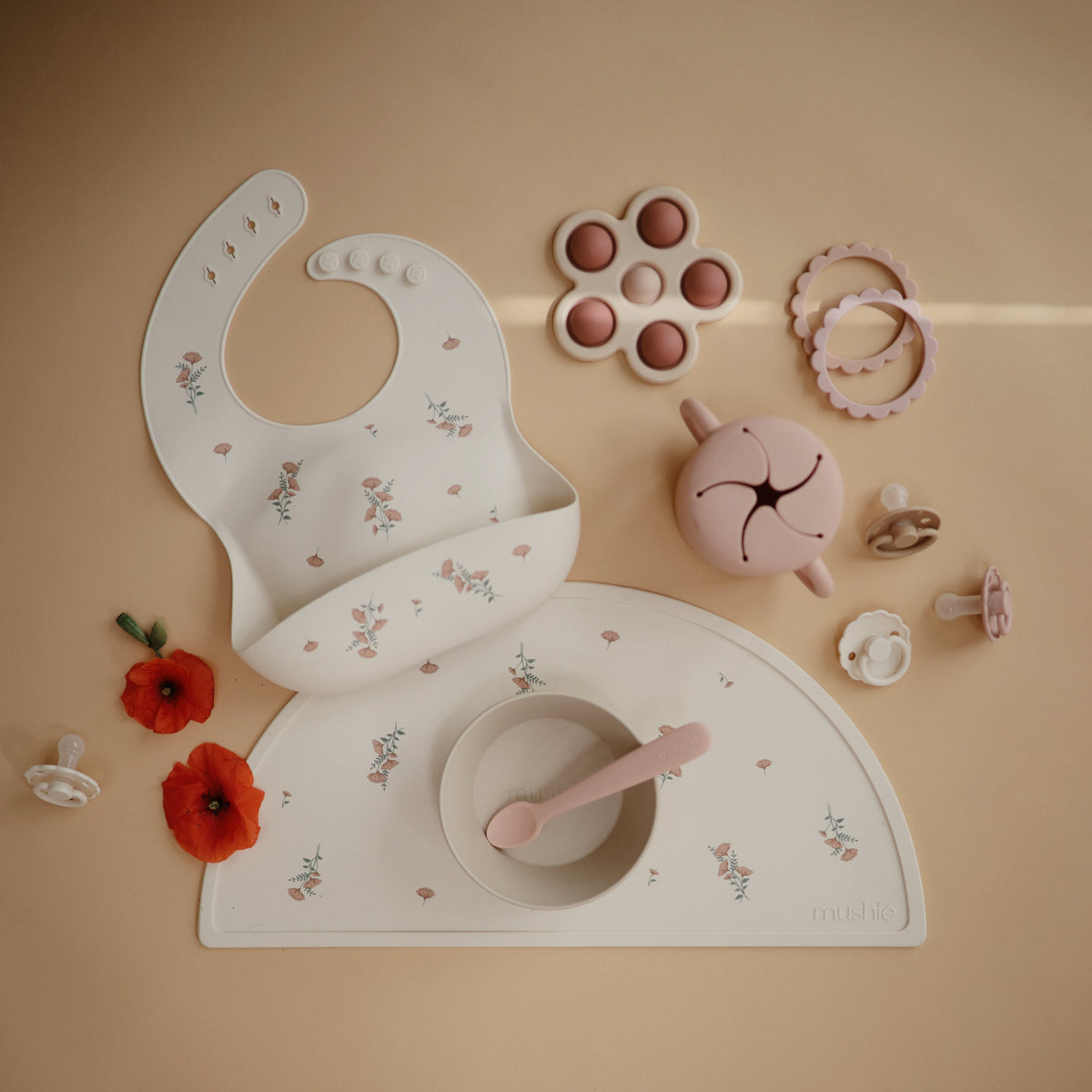 Silicone Baby Bib mushie