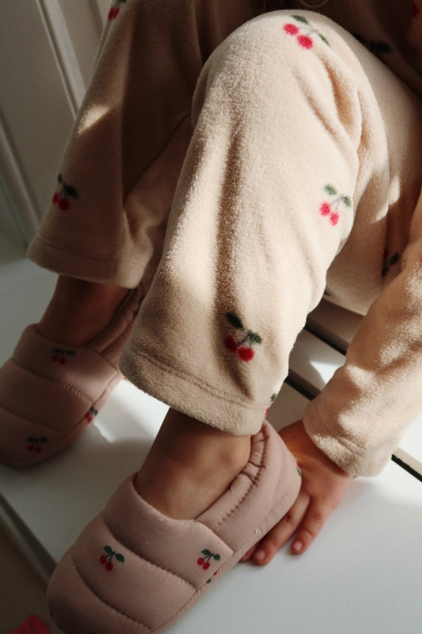 GLOBE FOOTIES - CHERRY BLUSH Konges Sløjd - enjoykidsus