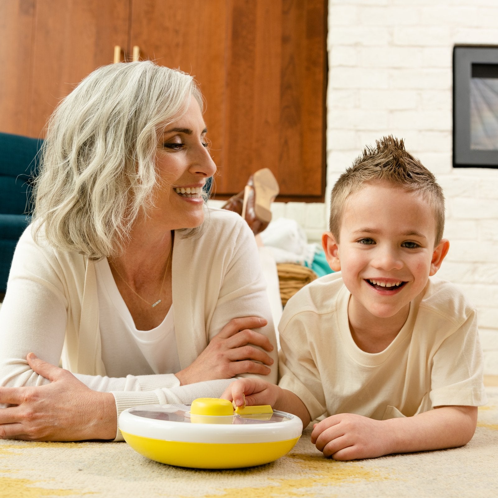 GöBe Kids - GoBe Kids Large Snack Spinner, Reusable Travel Snack Box: Lemon Yellow GöBe Kids - enjoykidsus