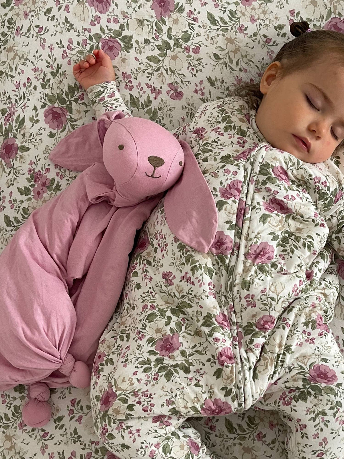 gunamuna - FW26 Lovey bunny: Bentley gunamuna