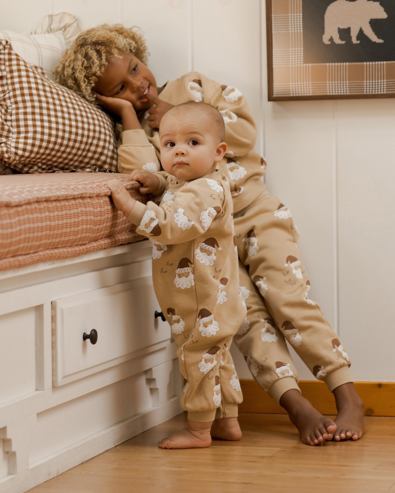 Rylee + Cru Jogger Sweatpant || Santa Rylee + Cru