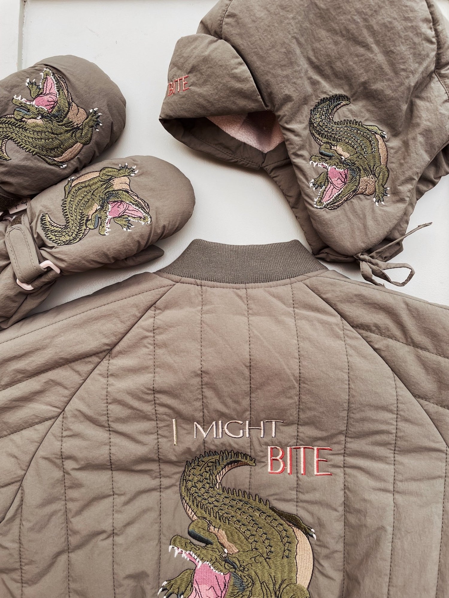 Konges Sløjd JUNO BOMBER JACKET - KALAMATA Konges Sløjd