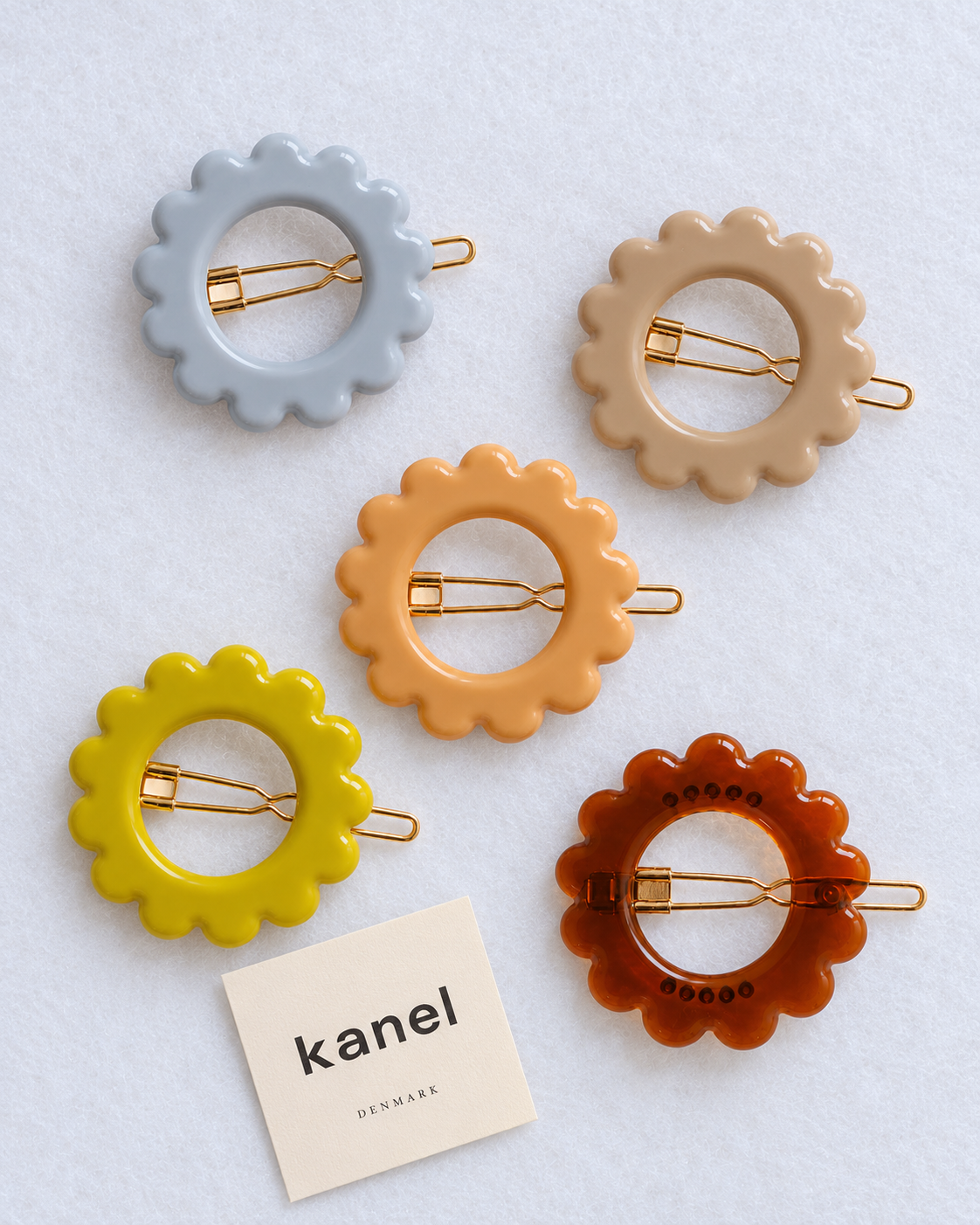 Kanel DAISY hair clips in a range of colors