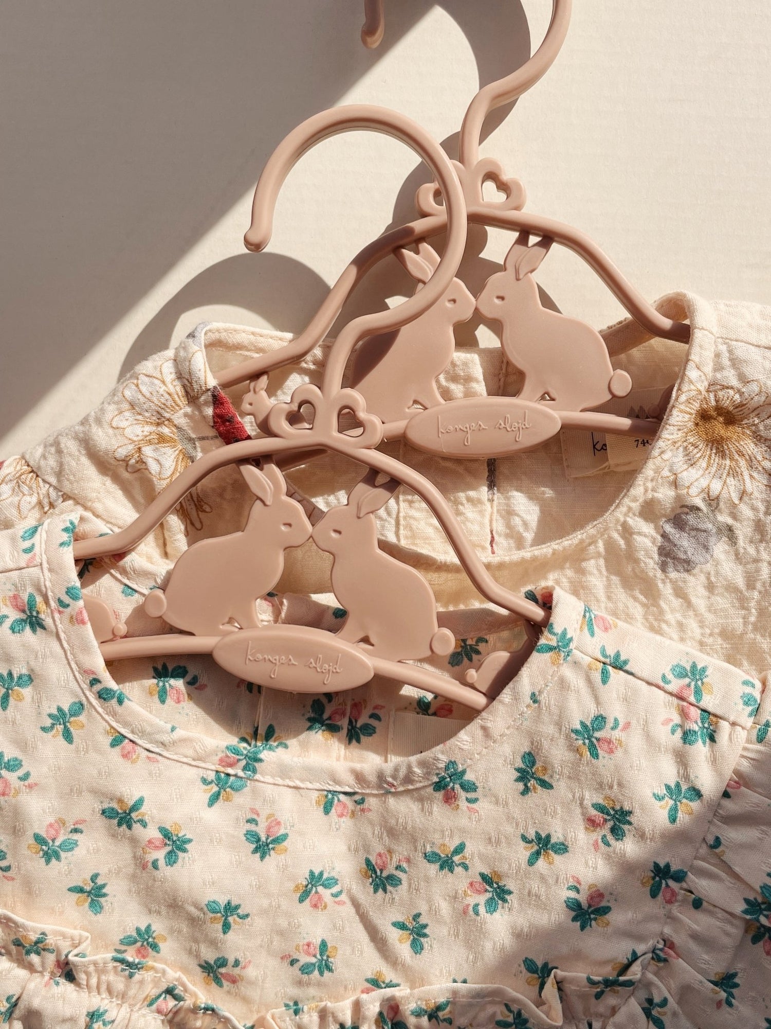 Konges Sløjd 5 - Pack Bunny Hangers – Cream Konges Sløjd