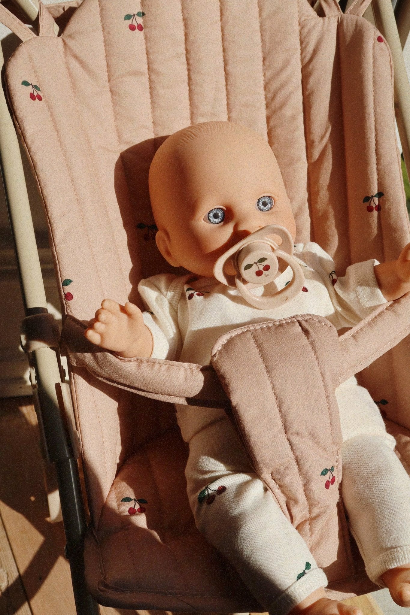 Konges Sløjd DOLL STROLLER - cherry blush Konges Sløjd New Collection