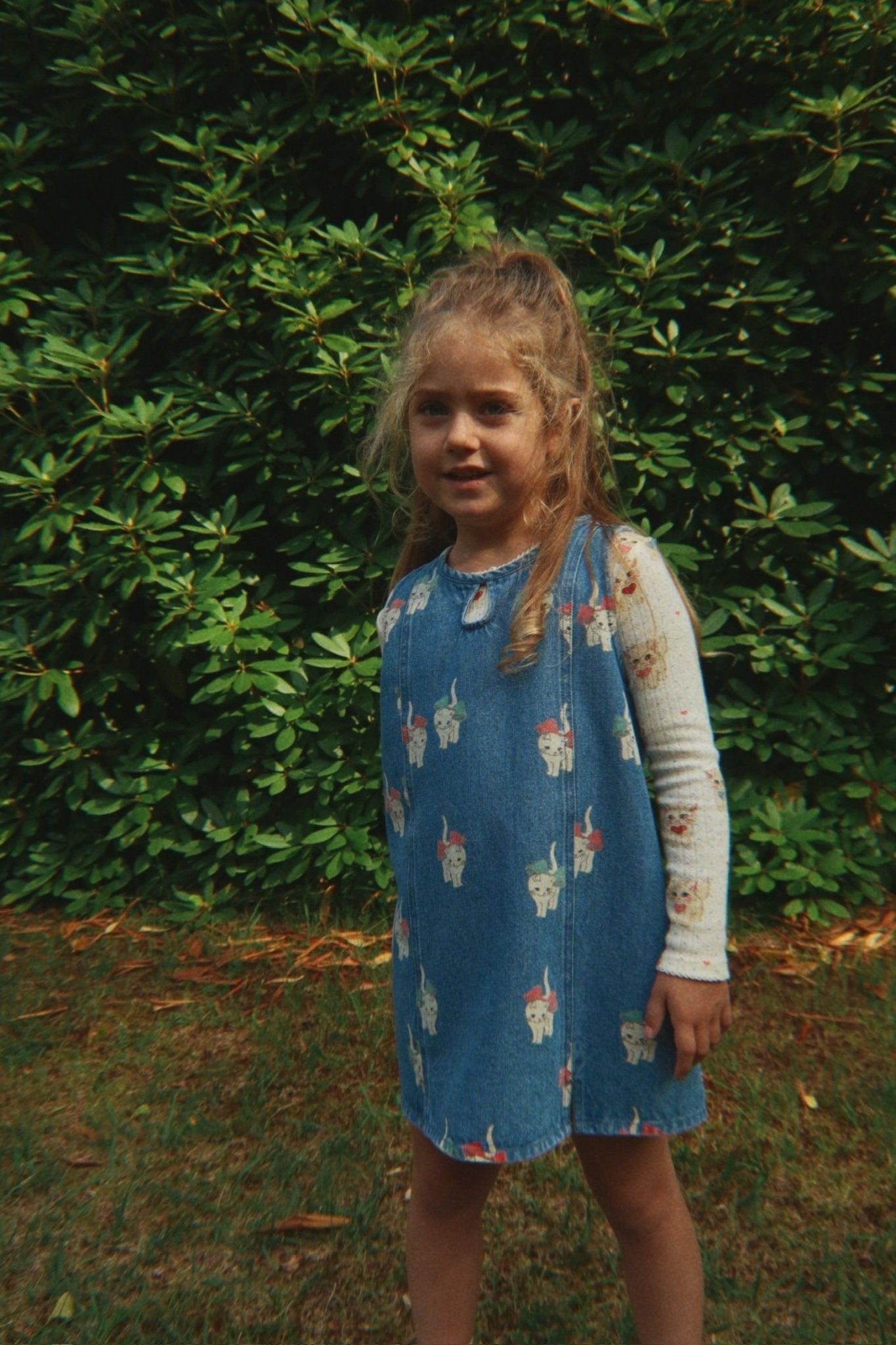 Konges Sløjd MAGOT DRESS - bow kitty denim Konges Sløjd Limited Collection