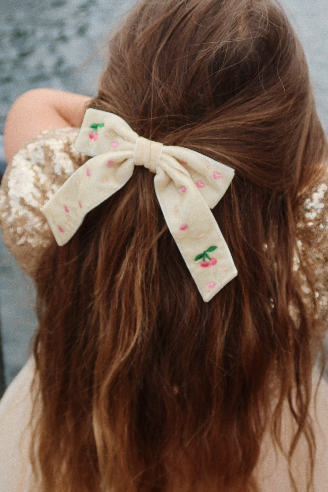 Konges Sløjd VELVET BOW PEARLY HAIR CLIP - pearled ivory Konges Sløjd