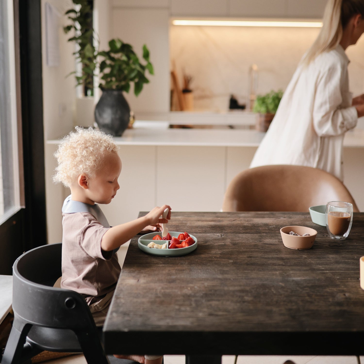 Silicone Baby Bib mushie