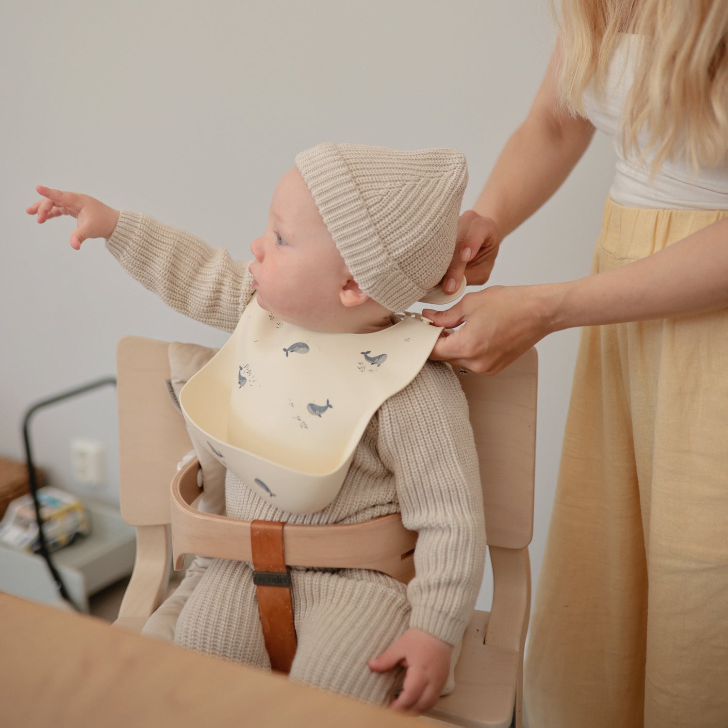 Silicone Baby Bib mushie