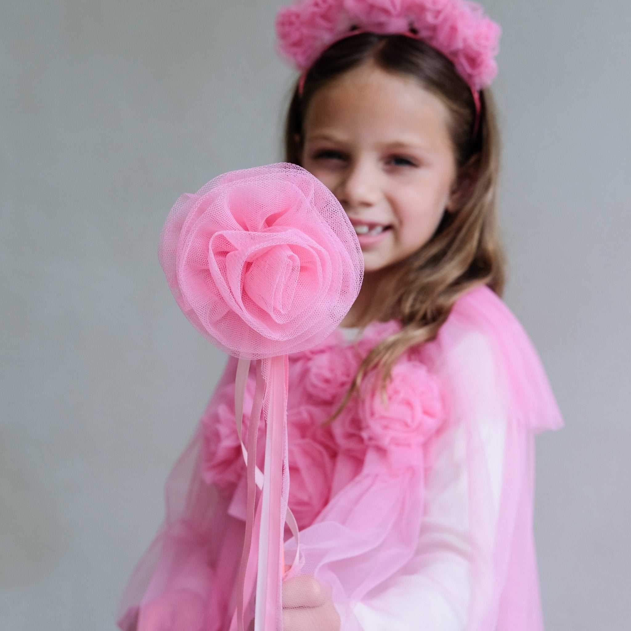 Mimi &amp; Lula Pink ruffle flower wand Mimi &amp; Lula