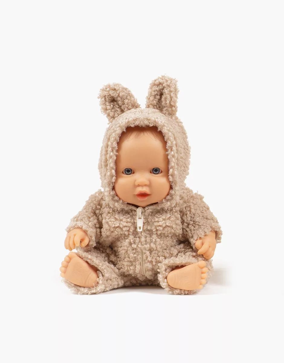 Minikane Greta Peque Doll – 21cm Baby Doll in Beige Terrycloth Winnie the Pooh Jumpsuit Minikane