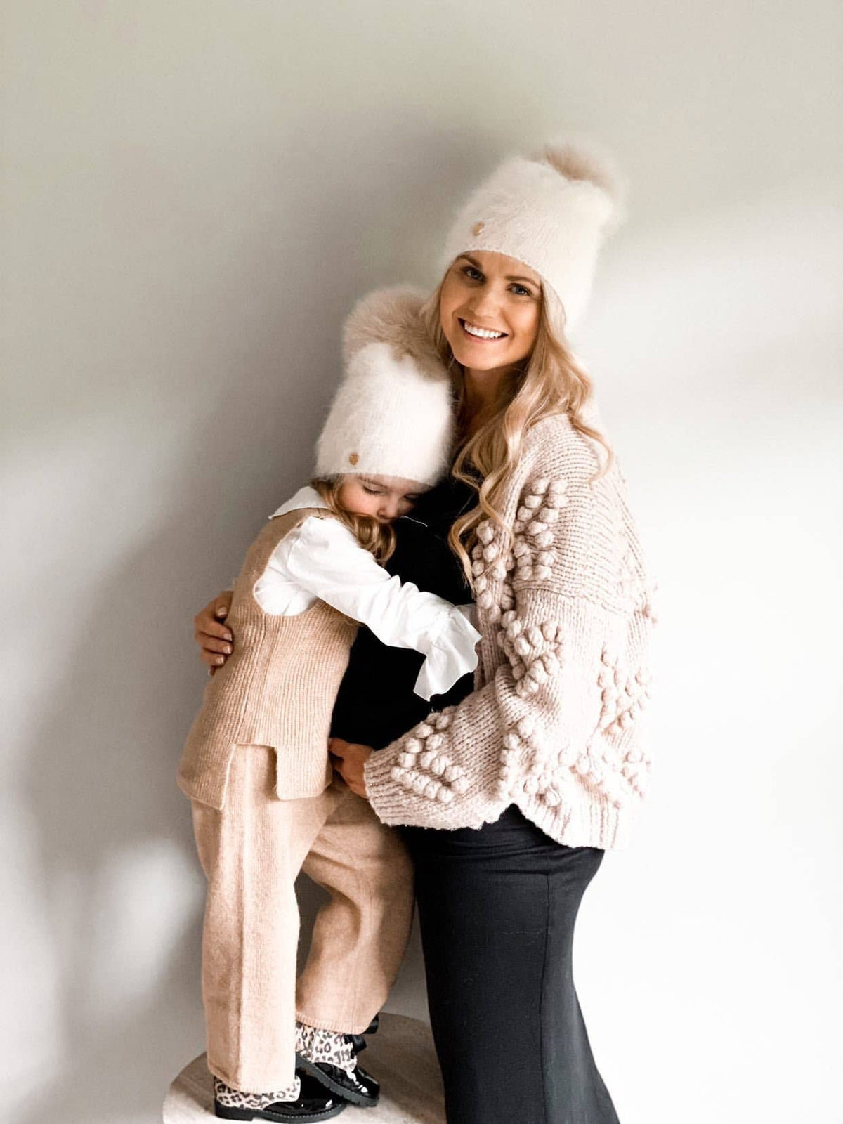 Petite Maison Kids Vanya Cashmere Beanie Hat – Beige Petite Maison Kids