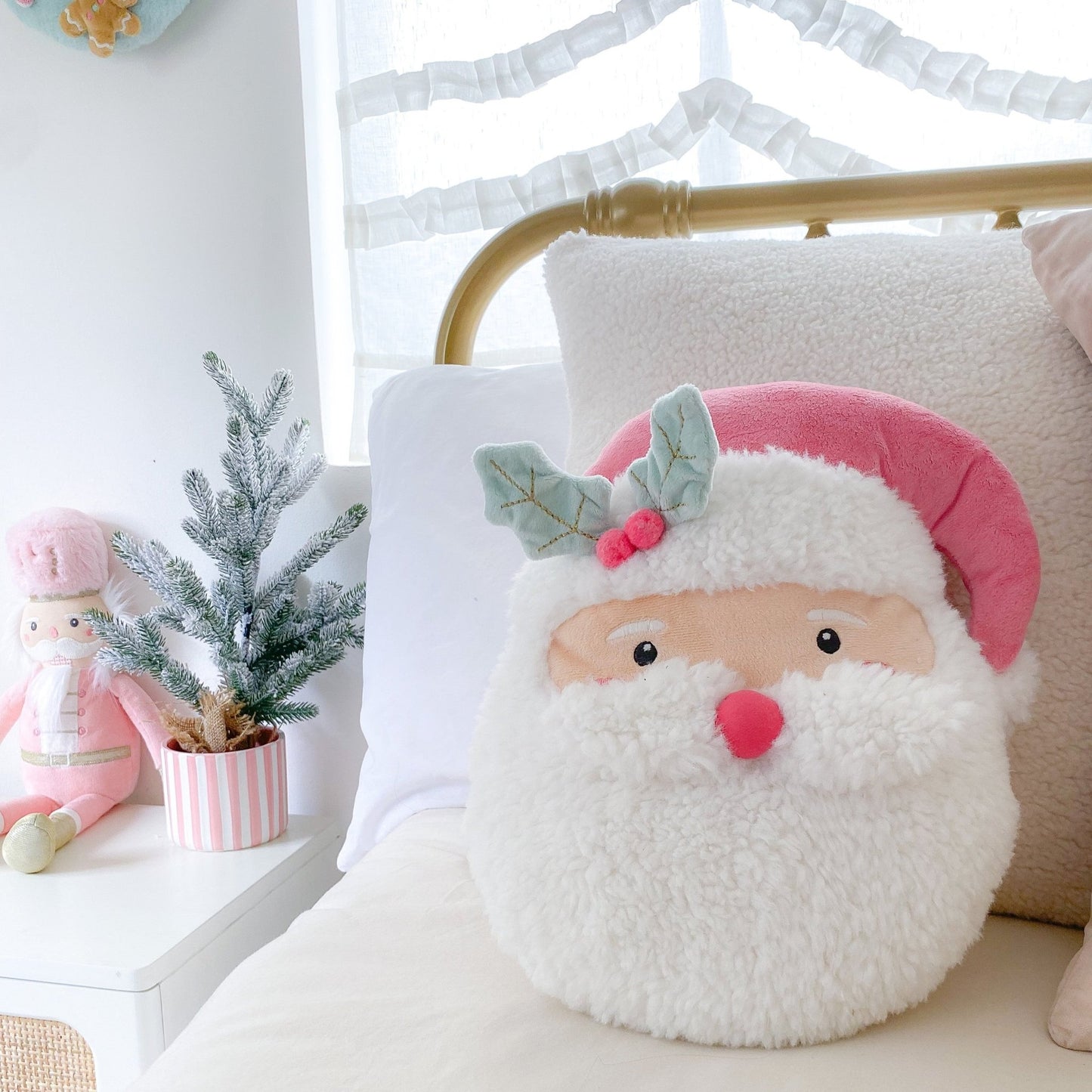 Pink Santa Accent Decor MON AMI - enjoykidsus