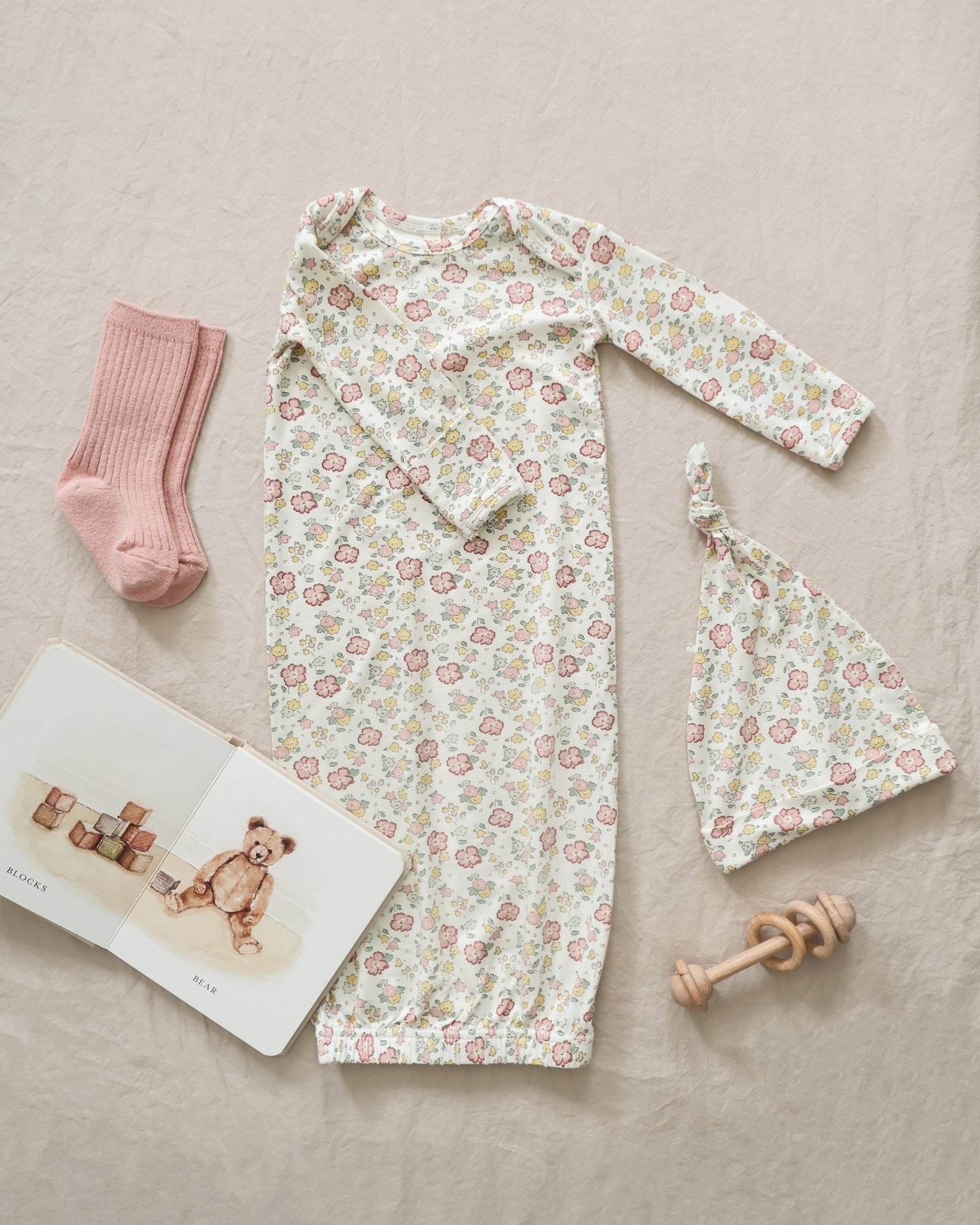 Quincy Mae Bamboo Baby Gown + Hat Set || Bloom Quincy Mae