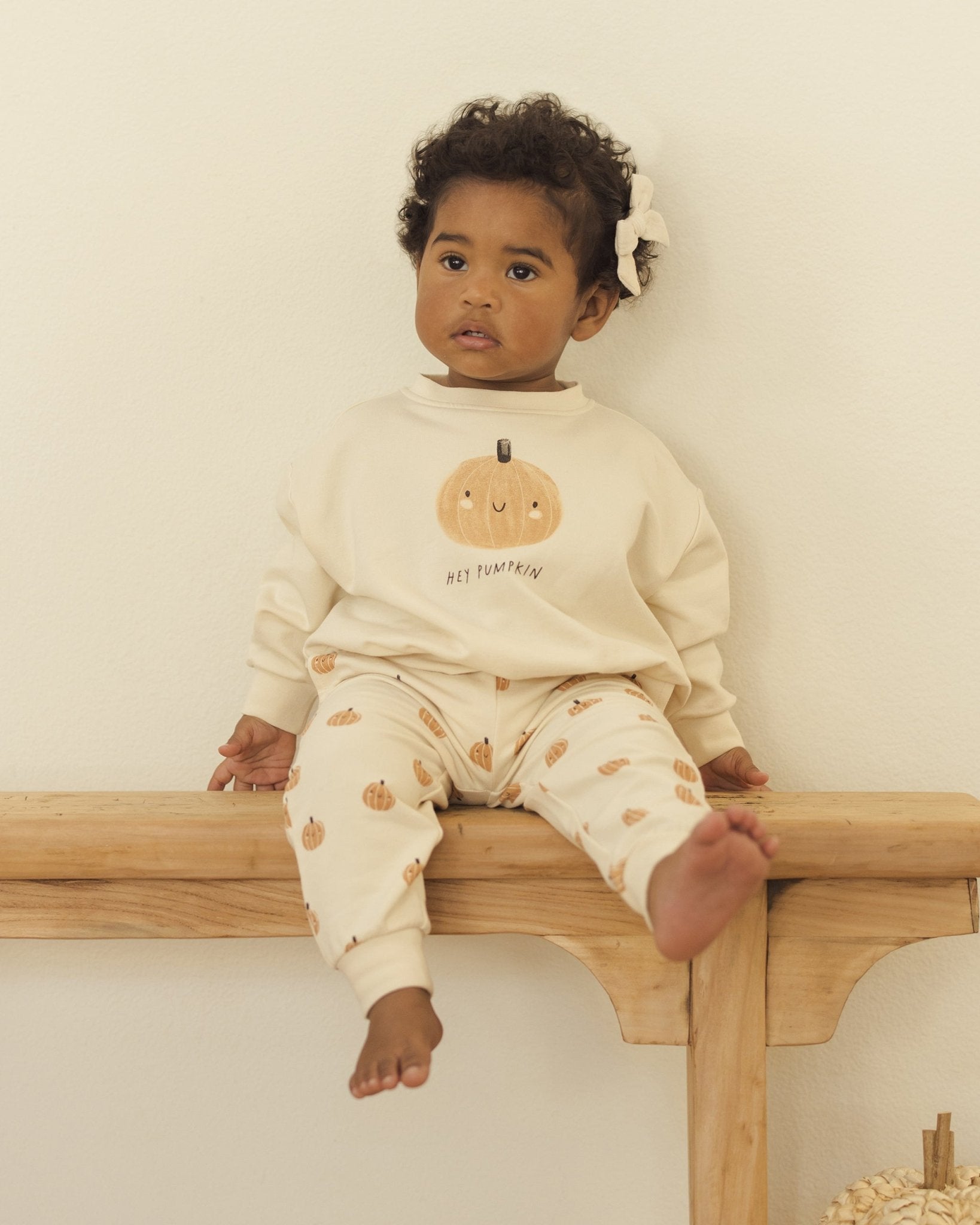 Quincy Mae Relaxed Fleece Sweatpant || Smiley Pumpkins Quincy Mae New
