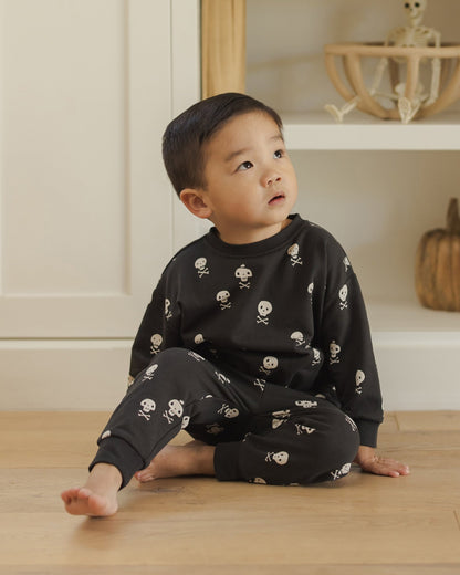Quincy Mae Relaxed Fleece Sweatshirt || Crossbones Quincy Mae New