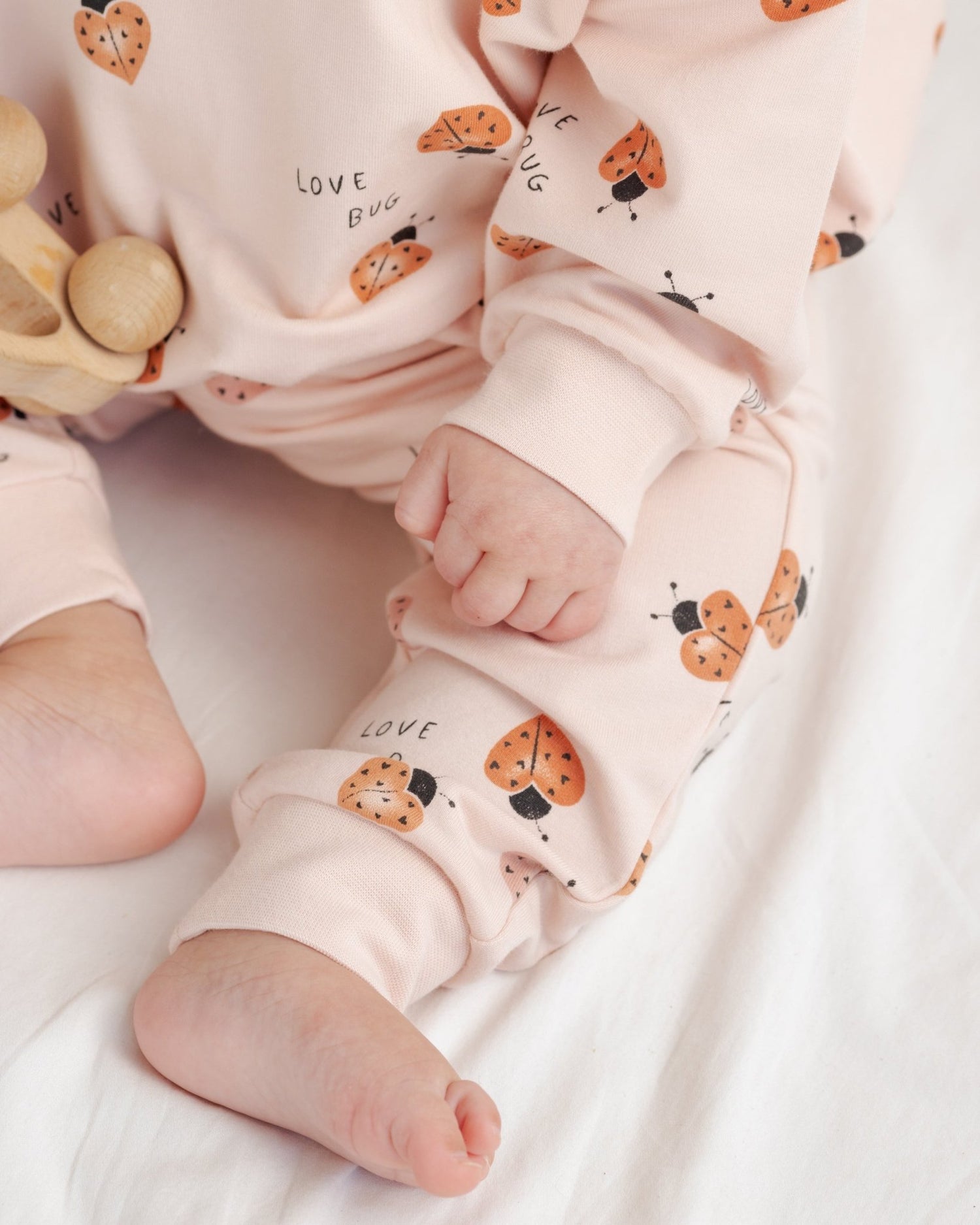 Quincy Mae Relaxed Sweatpant Love Bug Quincy Mae
