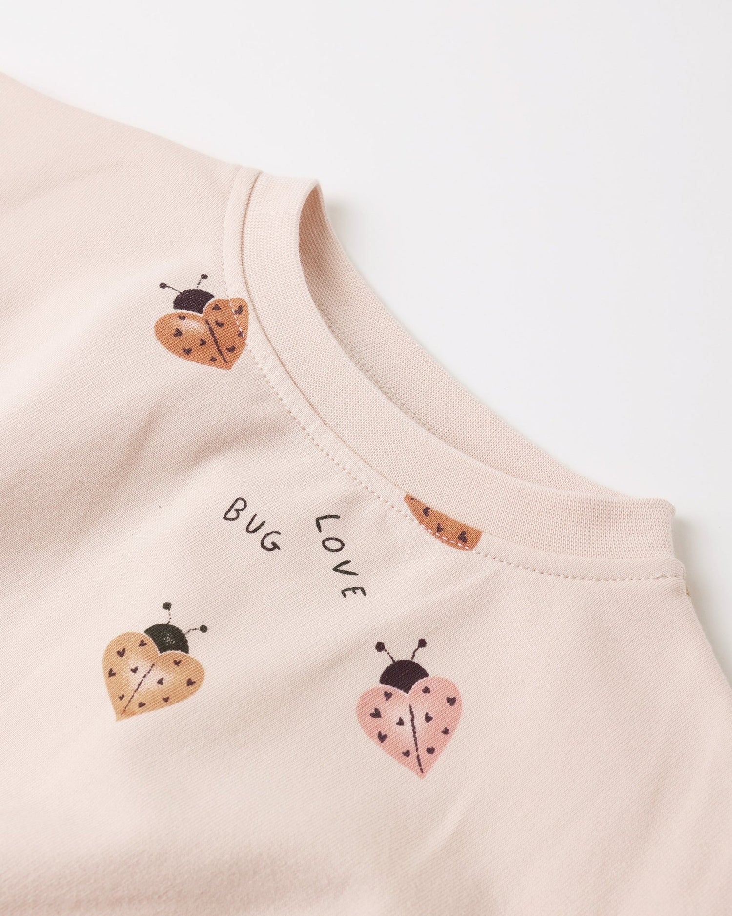Quincy Mae Relaxed Sweatshirt Love Bug Quincy Mae