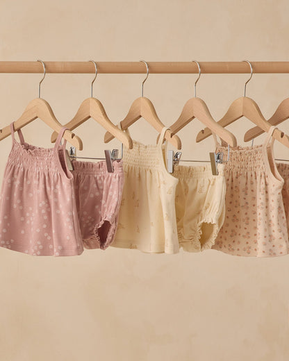 Quincy Mae Smocked Tank + Bloomer Set Strawberries Quincy Mae