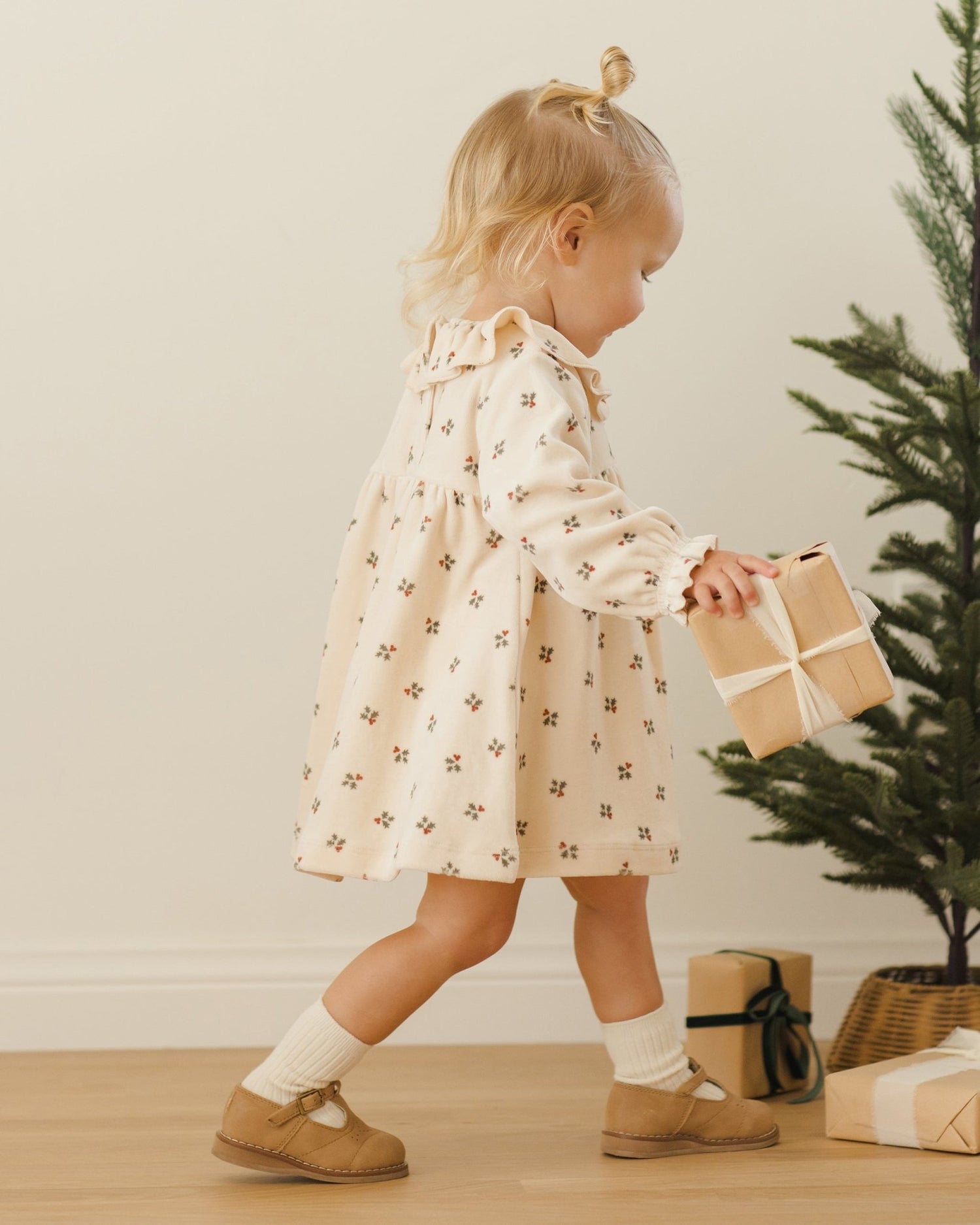 Quincy Mae Velour Baby Dress || Holly Berry Quincy Mae