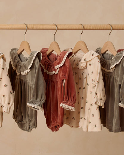 Quincy Mae Velour Baby Dress || Holly Berry Quincy Mae