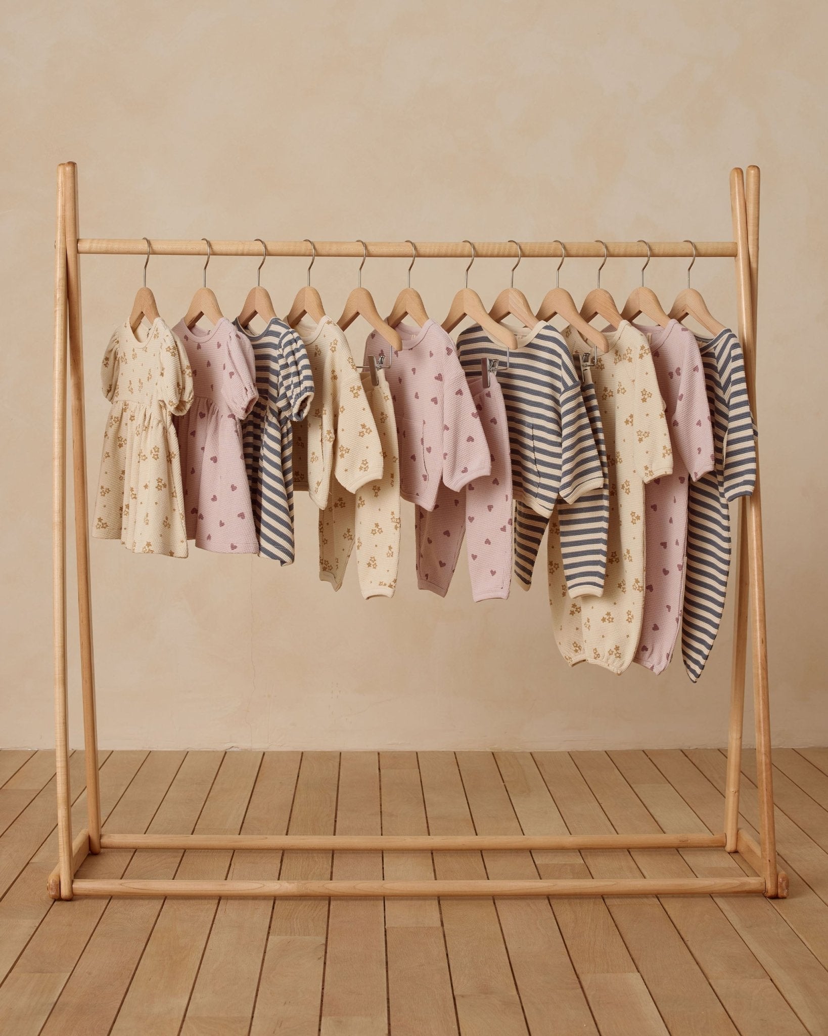 Quincy Mae Waffle Slouch Set || Hearts Quincy Mae