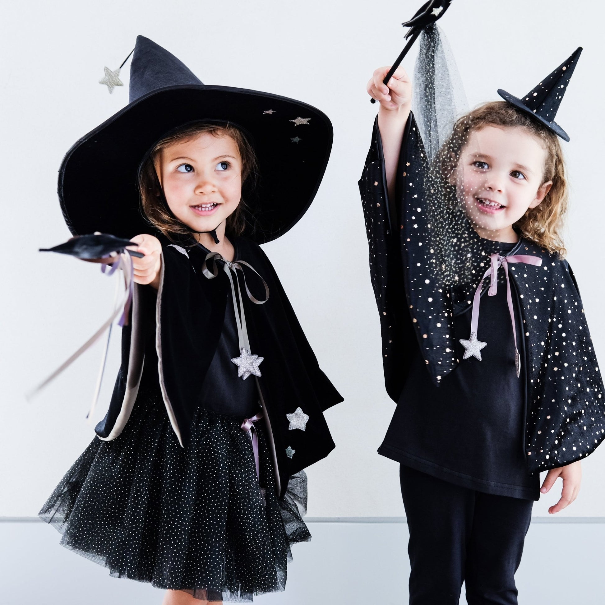 Raven starry velvet witch cape Mimi & Lula - enjoykidsus