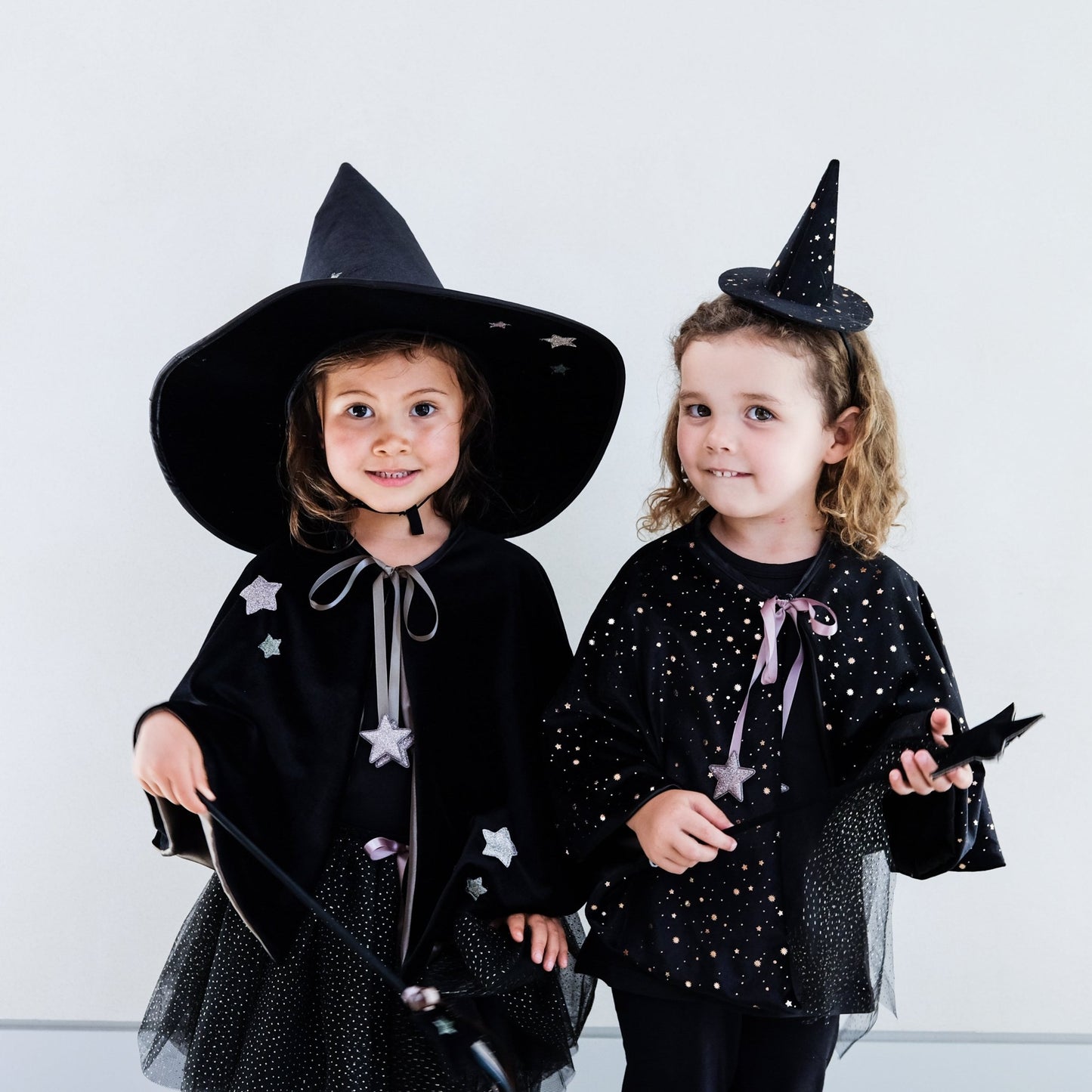 Raven starry velvet witch cape Mimi & Lula - enjoykidsus