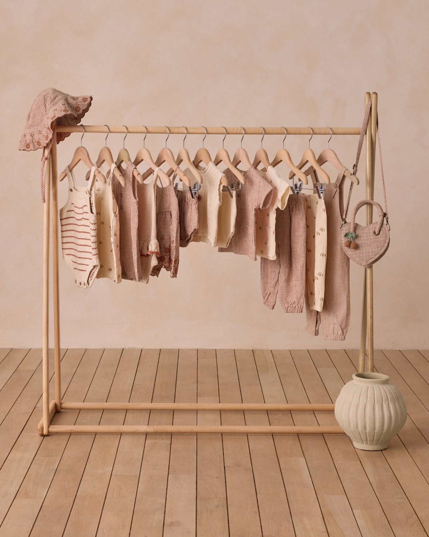 Rylee + Cru Woven Henley Tee || Umbrellas Rylee + Cru