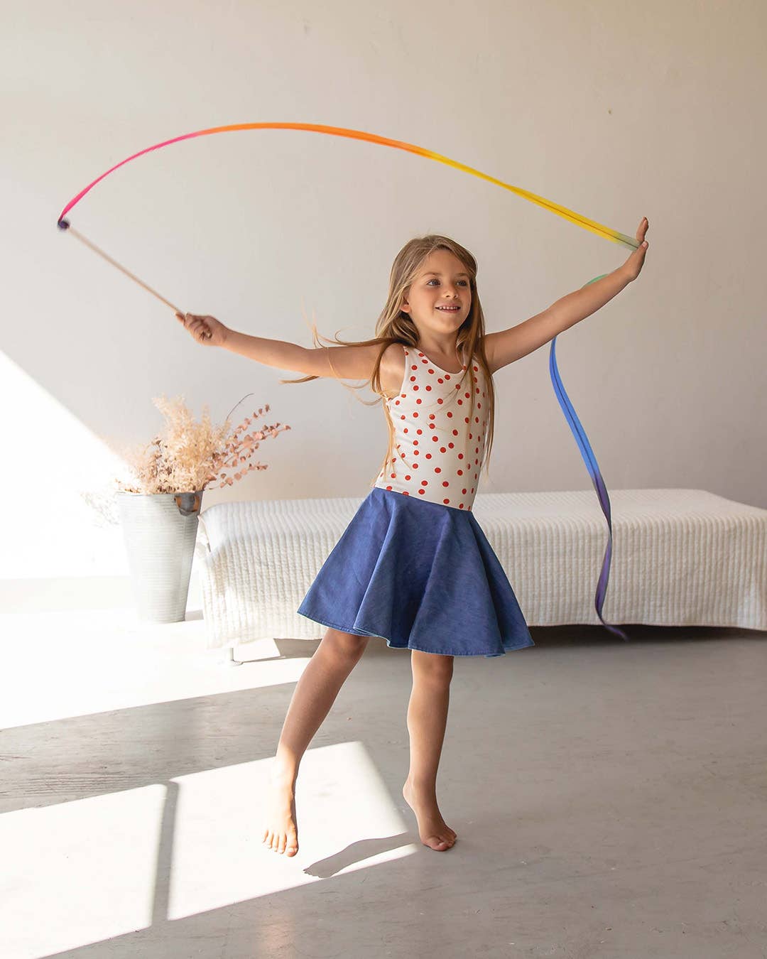 Sarah’s Silks - Rainbow Silk & Wood Streamer - Wand for Pretend Play Sarah's Silks - enjoykidsus