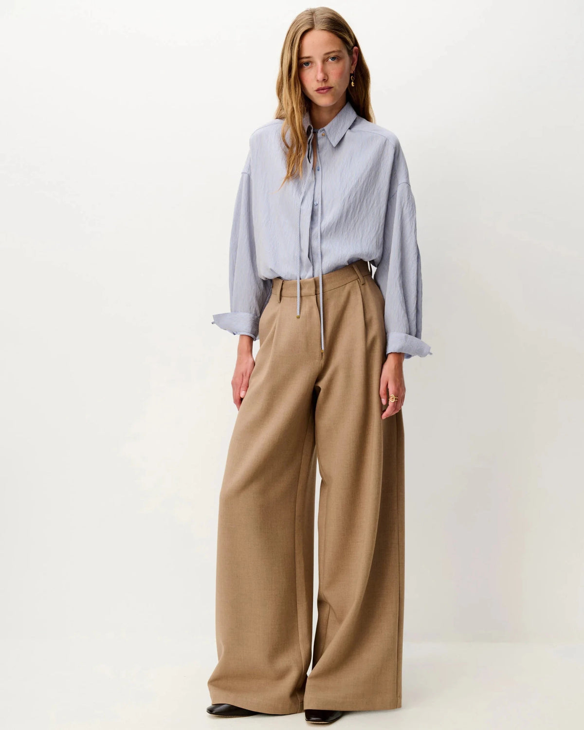 Sessùn Liza Shirt in Maysand, styled view