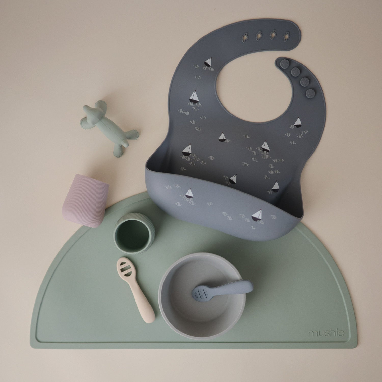 Silicone Baby Bib mushie