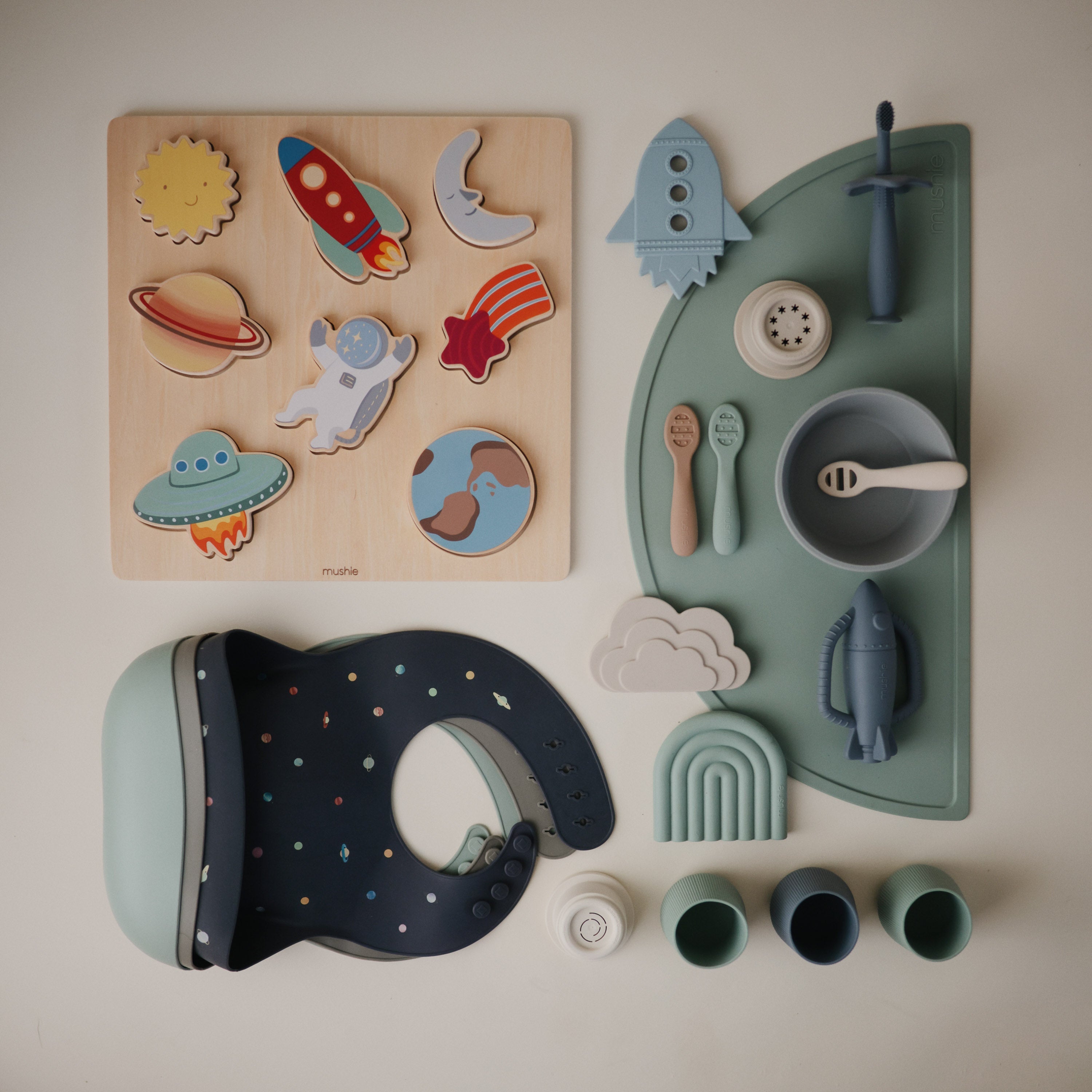 Silicone Baby Bib mushie