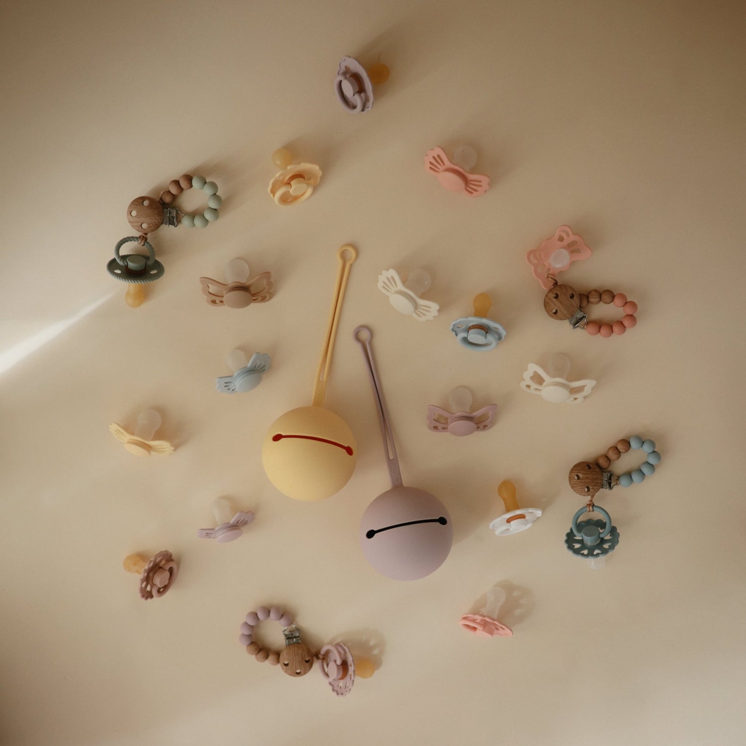 Silicone Pacifier Case mushie