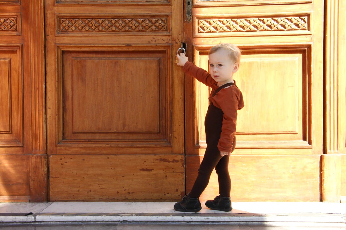 Silly Silas Footed Chocolate Brown Silly Silas