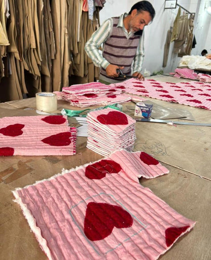 SISSEL EDELBO Honey MINI Vest - Red Heart Sissel - edelbo