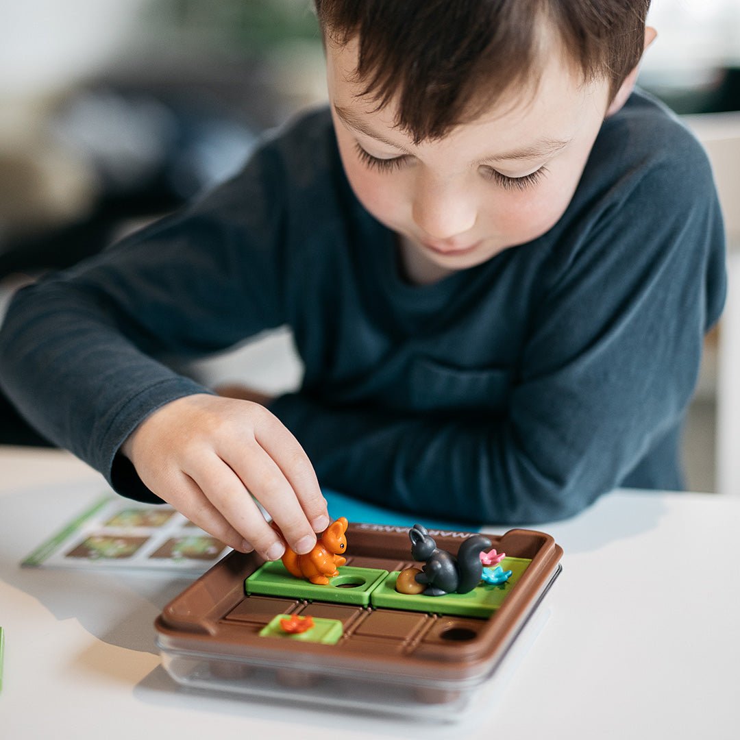 SmartGames Squirrels Go Nuts! SmartGames