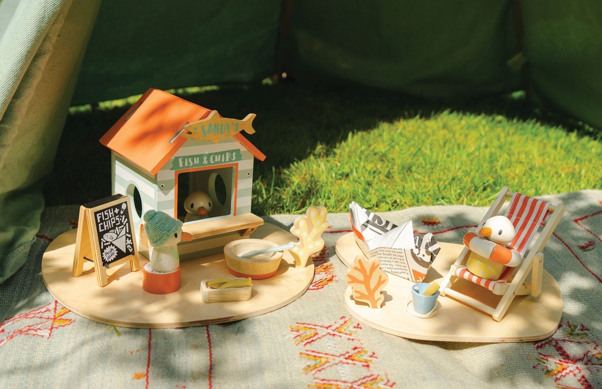 Tender Leaf Sandy's Beach Hut Tender Leaf Toys - enjoykidsus