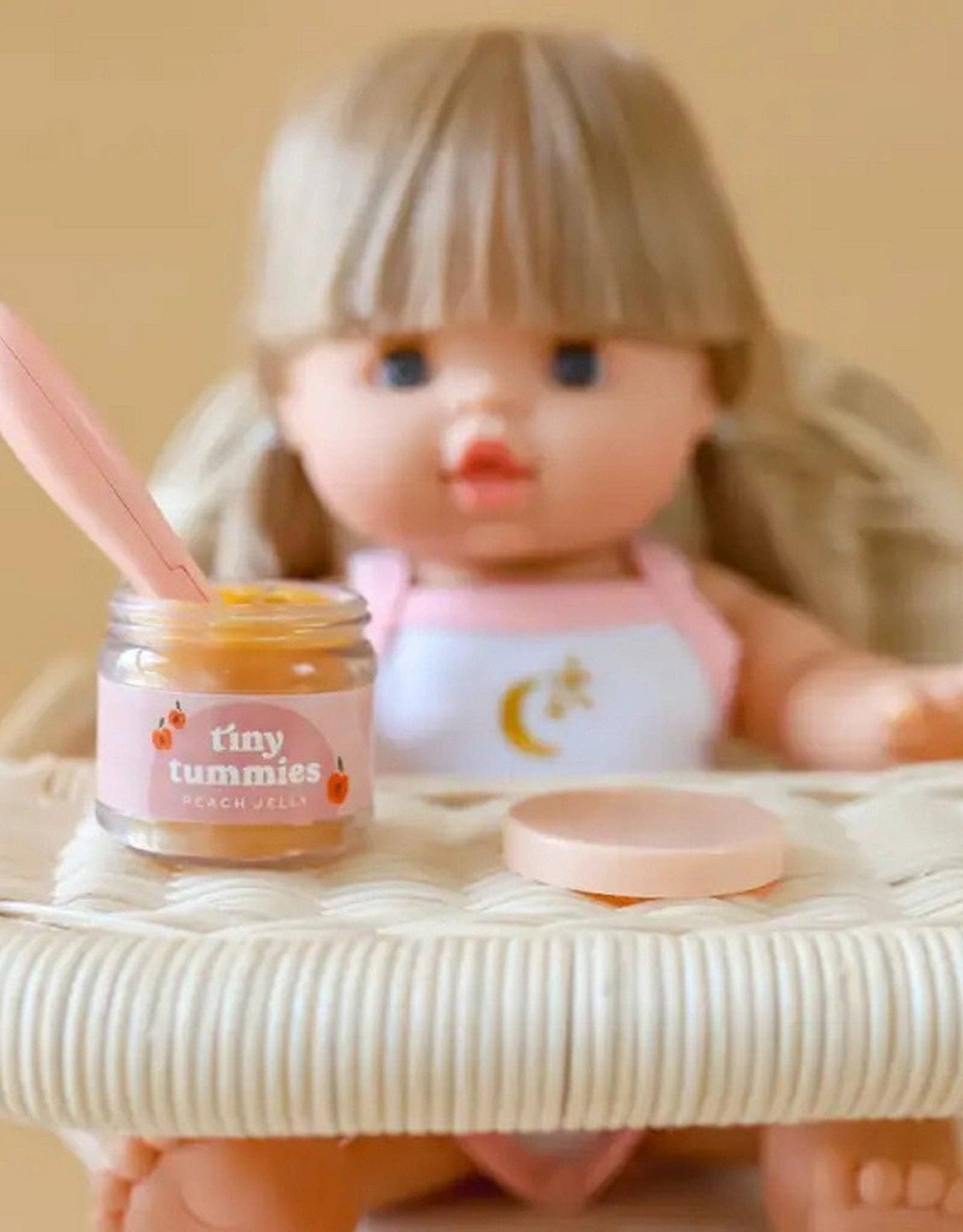 Tiny Harlow - North America - Tiny Tummies - Apple jelly food - Jar and spoon - Tiny Harlow Tiny Harlow - North America - enjoykidsus