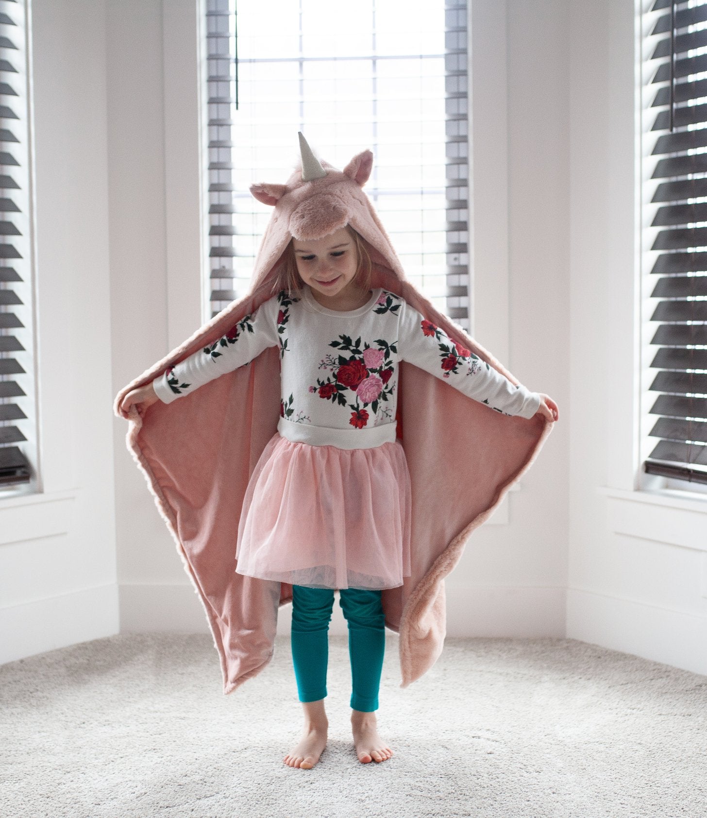 Uliana Unicorn Hooded Blanket MON AMI - enjoykidsus